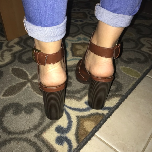 Open back ankle booties - Picture 3 of 5